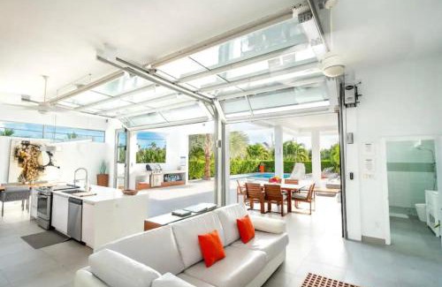 Long Bay Apartamento | Entire Villa in Providenciales, Long Bay Beach, Turks and Caicos Islands