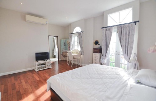 Pong Ta Long Complejo | *Entire Villa* The Eyrie Khaoyai House.K3 5 Bedrooms 10 Guests near Khaoyai