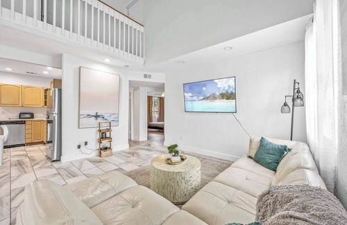 Orlando Beach Casa | Entire Waterfront House Steps from the Beach