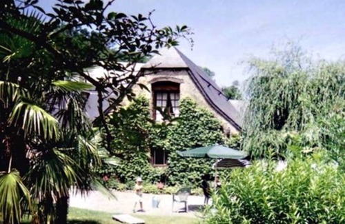 Jarret Casa | Entre Deux Moulins