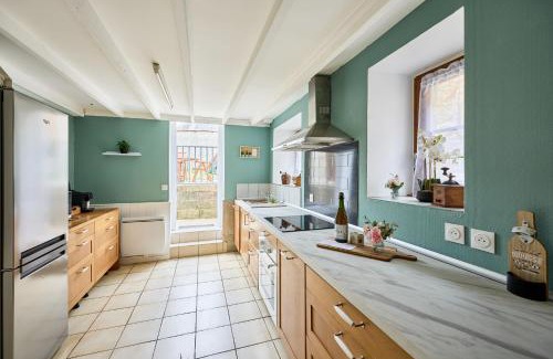 Saint-Come-du-Mont Casa | Entre Histoire et Marais - Proche Plage