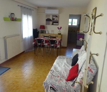 Saint-Andre-de-Sangonis Apartamento | Entre mer et lac Salagou