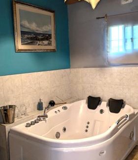 Marindia Apartamento | Entre naturaleza a 1 cuadra de la playa/Jacuzzi