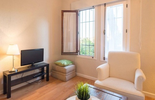 Pinares de San Anton Apartamento | Entrepinares Estudio El Palo Malaga