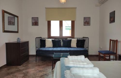Carmona Apartamento | Entretorres. Casa-dúplex en centro histórico.