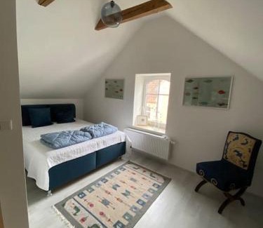 Groß-Siegharts Apartamento | Entzückendes Häuschen, neu ren.
