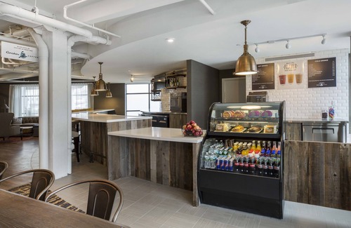 Everett Hotel | enVision Hotel Boston - Everett, Ascend Hotel Collection