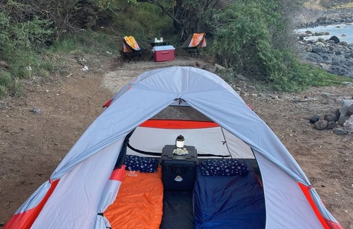 Kahului Condominio | Epic Maui Camping - Affordable Adventure in Paradise SUV + gear