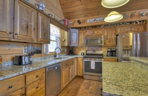 Copperhill Casa | Epic mtn views with plush outdoor spaces only minutes from the Ocoee River