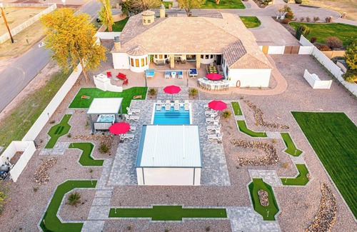 Chandler Casa | Epic Resort: Pool, Hot Tub, Pickleball & More!