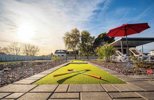 Chandler Casa | Epic Resort: Pool, Hot Tub, Pickleball & More!