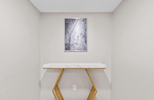 Constable Hook Casa | Epic Spa & Play Retreat NYC EWR Sleeps 30!