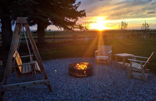 Four Corners Casa | Epic Sunsets in Bozeman - Wonderful View