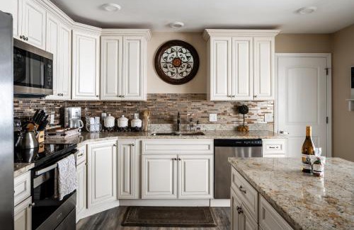 Four Corners Casa | Epic Sunsets in Bozeman - Wonderful View