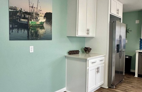 Weeki Wachee Gardens Casa | EPIC Weeki Wachee riverfront home Waterfront Kayaks included