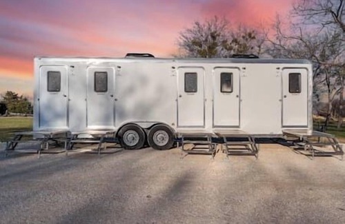 Woodway Apartamento | Equestrian Elegance - Unit #8