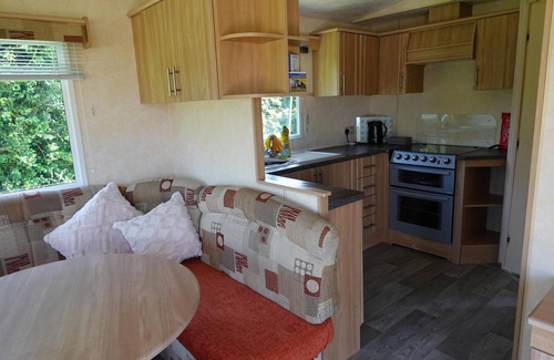 Mablethorpe Cabina | Equestrian Retreat - Sleeps 6 & Bbq
