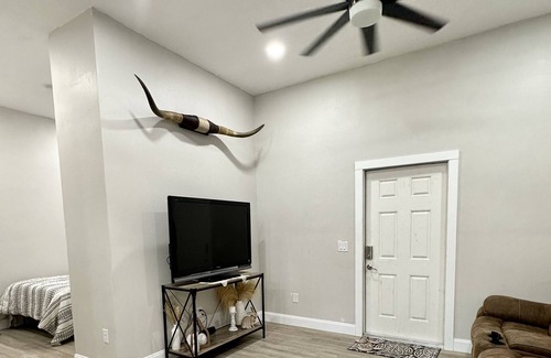 Alva Apartamento | Equestrian setting barndominium in Alva