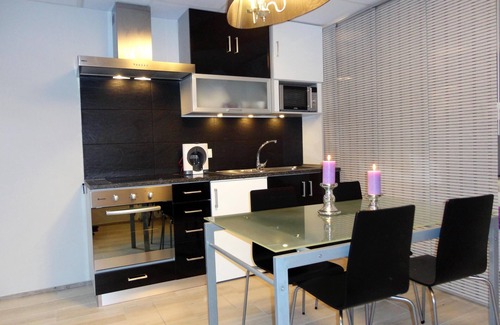 Santo Tirso Apartamento | EQUI OPEN SPACE-Estudio-Baño en la habitacion