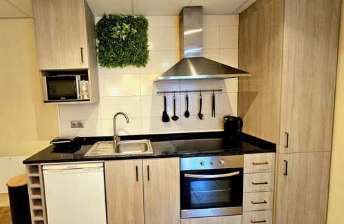Santo Tirso Apartamento | GLAMOUR OPEN SPACE-Estudio-Baño en la habitacion