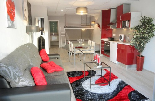 Santo Tirso Apartamento | NATURI OPEN SPACE-Estudio-Baño en la habitacion