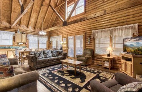 Pigeon Forge Casa | ER92 - Virginia's Villa - Great location! Close to all the action! cabin
