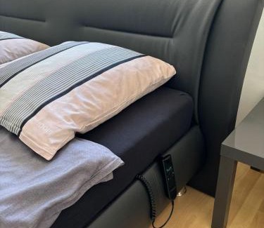 Pasing - Obermenzing Apartamento | Erdgeschosswohnung neben Schloss Blutenburg mit privatem Garten