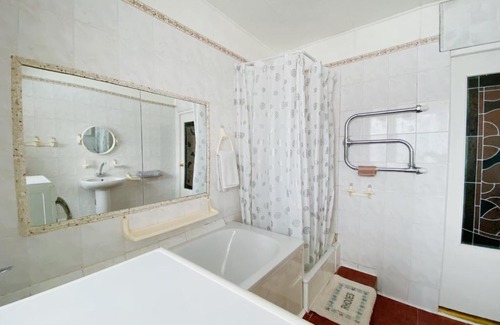 Visaginas Apartamento | Erdvus butas su balkonu šalia ežero ir stadiono