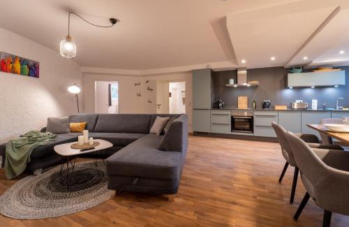 Kelheim Apartamento | Erholungsreich - Große familienfreundliche Ferienwohnung in ehemaliger Kirche