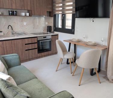 Zavlani Apartamento | Eriad Patras City Centre - Entire Apartment