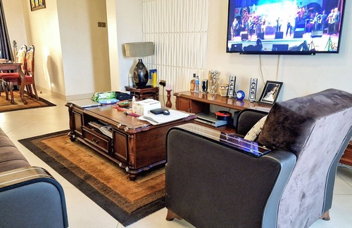 Kampala Apartamento | Eric Wilkins Apartments