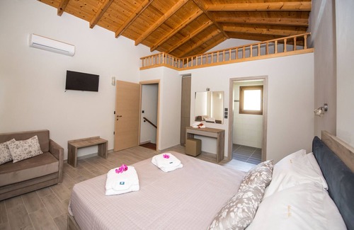 Erikousa Island Casa | Erikousa Palace Double Suite 20