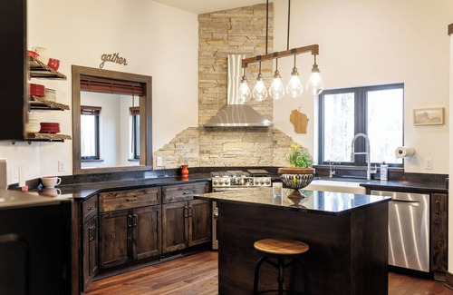 Rubicon Casa | Erin Hills Area Perfect Getaway, Golf and Wedding Groups NEW NCAA Golf Pricing!