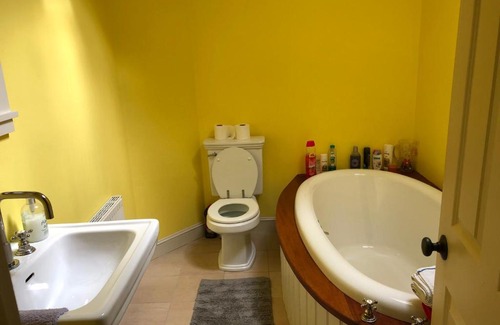 Malin Casa | Erin's Town House
