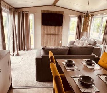 Boston Cabina | Erins Lakes & lodges
