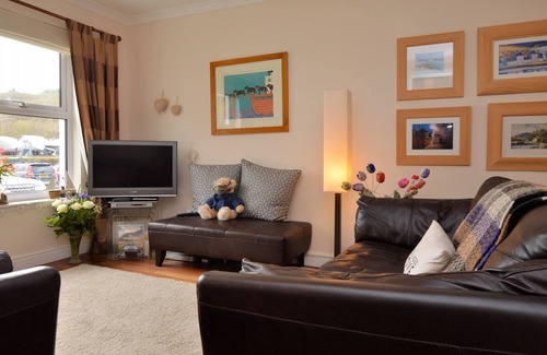 Cairnbaan Casa | Eriska, nearby Crinal Canal, pet friendly