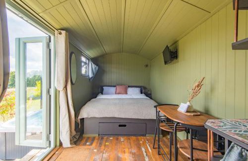 Abbess Roding Casa | Ernest by Bloom Stays