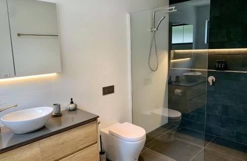 Erowal Bay Villa | Erowal Bay Guesthouse Jervis Bay