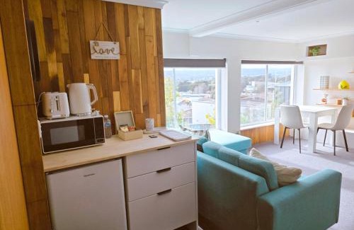 Riverside Casa | Ers's on Tamar B&B