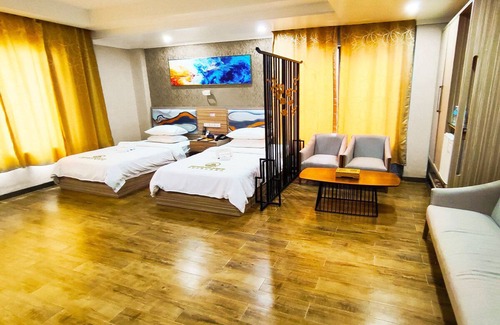 Boracay Island Hotel | ERUS SUITES HOTEL BORACAY