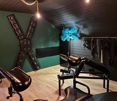 Valdorf Apartamento | Erwachsenenhotel BDSM Apartment Hotel Emotion Apartments mit privater Sauna