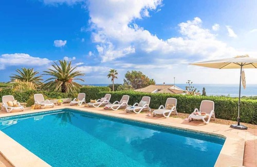 Sant Lluis Villa | VILLA TURQUESA - Confort y vistas al mar, entorno tranquilo