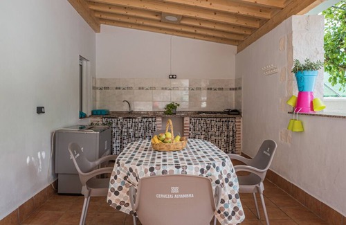 Cortes de la Frontera Cabaña | Casa Rural El Níspero con piscina de agua salada