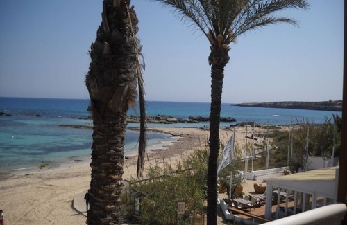 Es Pujols Apartamento | Es Pujols:Apartamento en el paseo maritimo de Es Pujols con esplèndidas vistas