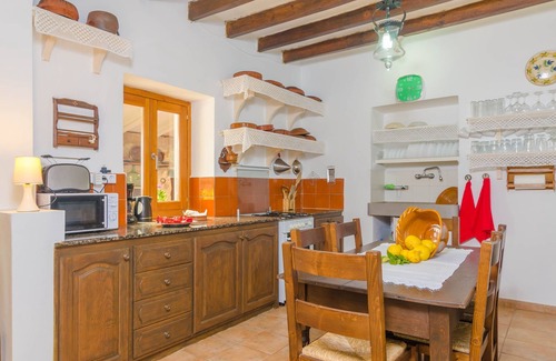 Son Servera Villa | ES RAFAL DE BAIX - Villa con vistas a las montañas en son Servera. WiFi Gratis