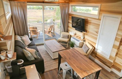Escalante Casa | Escalante Escapes Holly Hock- King Escape