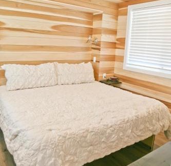 Escalante Casa | Escalante Escapes Wild Rose- King Escape