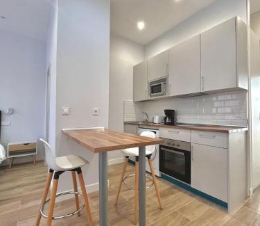 Hortaleza Apartamento | Escapada Acogedora cerca de IFEMA Madrid