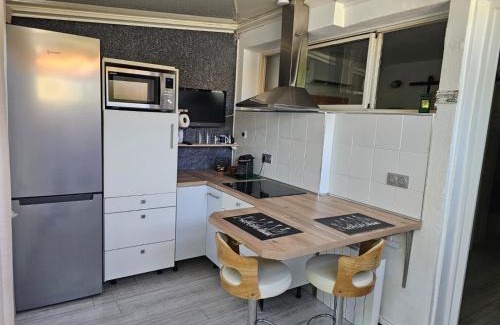 Toulon - Hyeres Apartamento | Escapade à 2 à 300 mètres de la mer tout confort