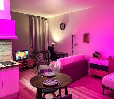 Aubenas Apartamento | Escapade Ardéchoise - Parking Gratuit - Château à 2 pas